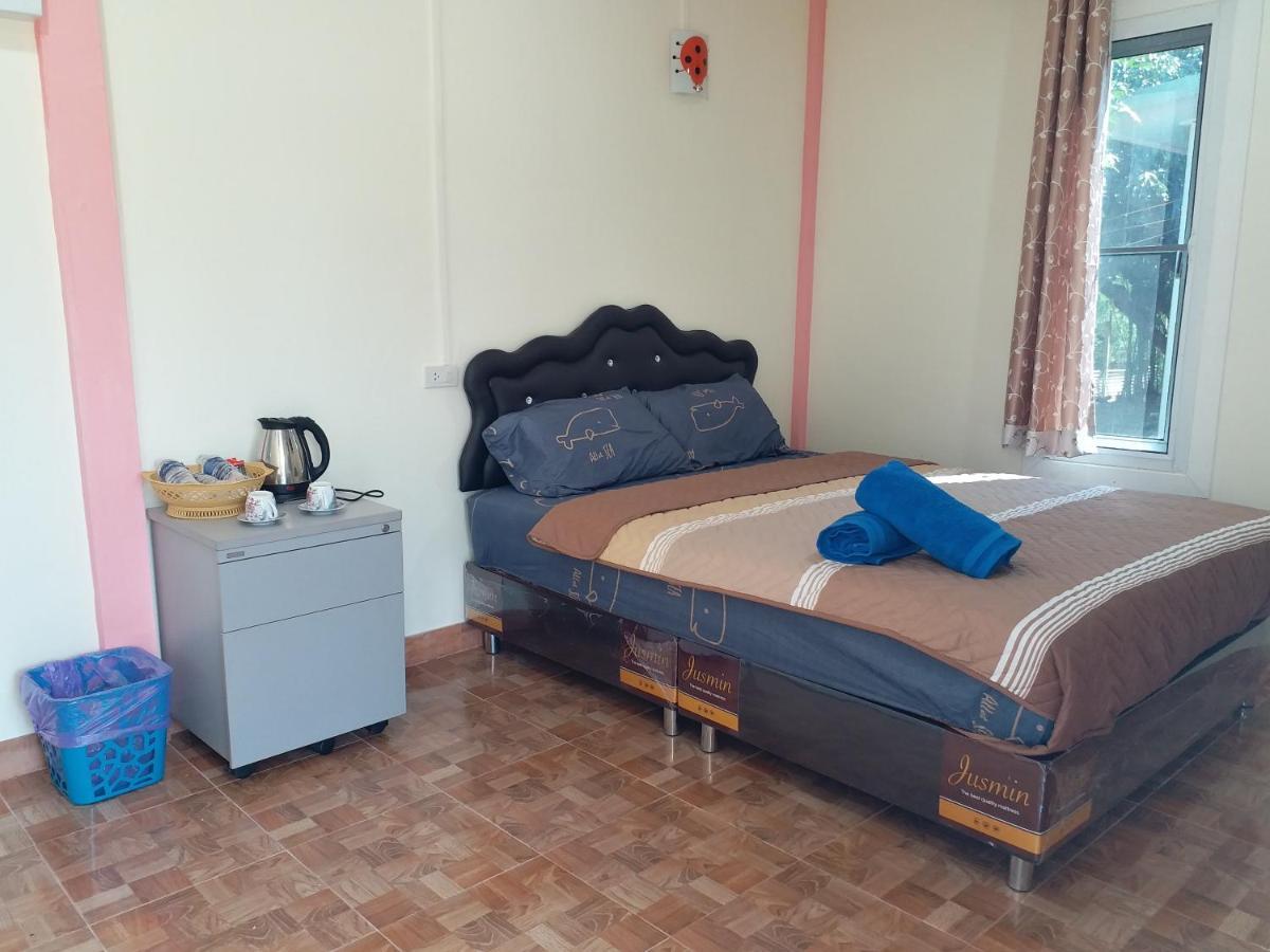 Baan Hin Sai Suay Hotel Nong Sarai Ngoại thất bức ảnh