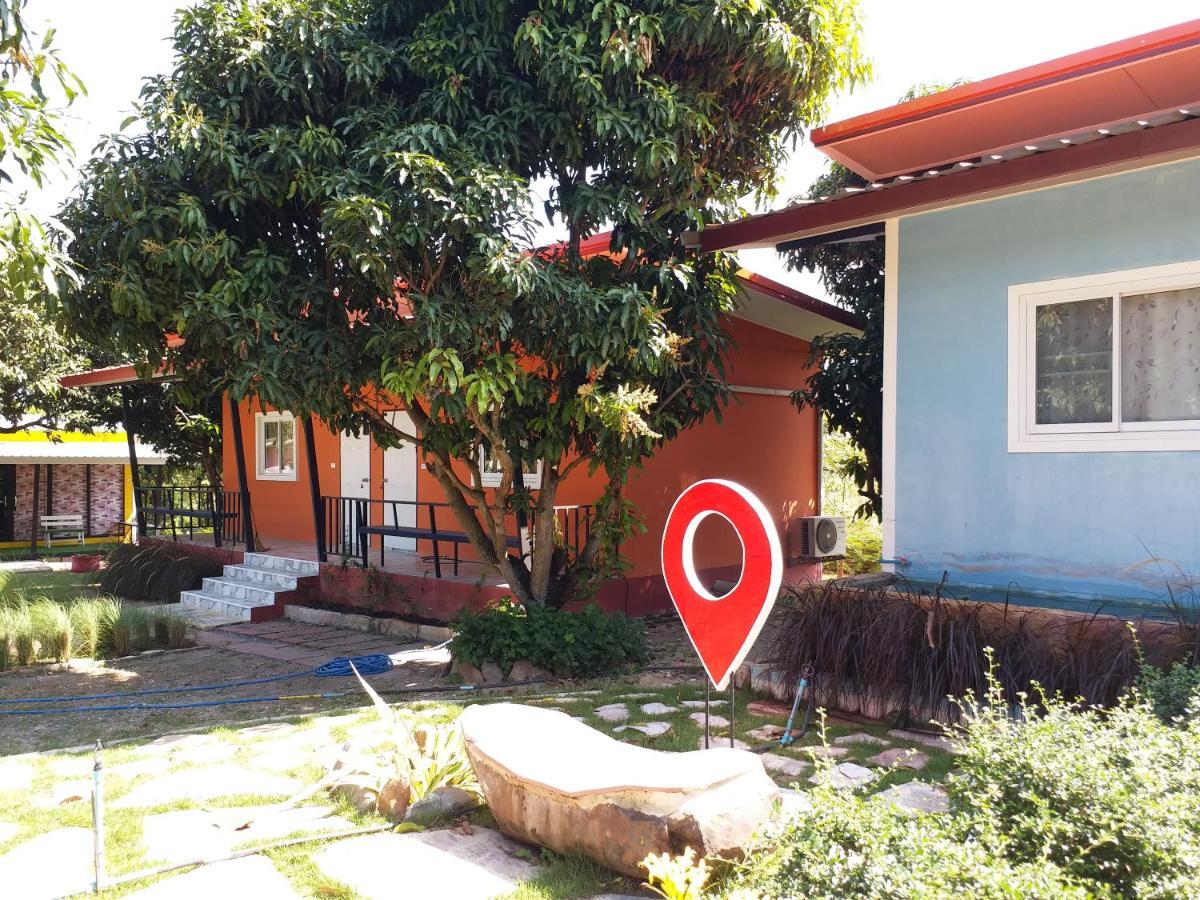 Baan Hin Sai Suay Hotel Nong Sarai Ngoại thất bức ảnh